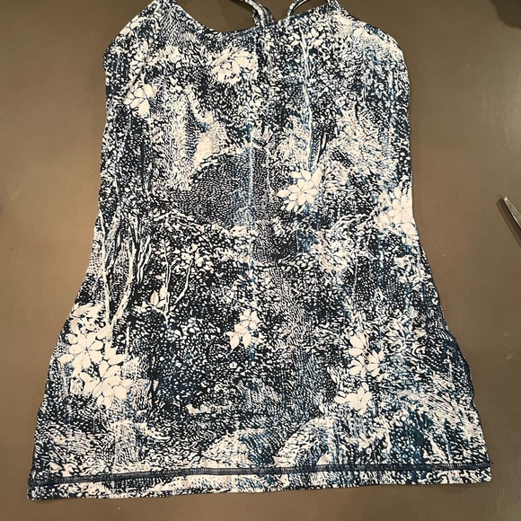 Lululemon flow y tank - Picture 3 of 5